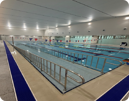 수영장 수중경사로