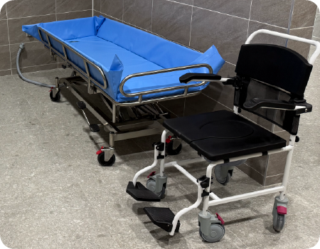 와상 침대와 휠체어식 간이변기